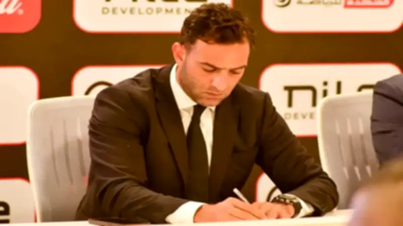 ميدو يهاجم الانتقادات الإعلامية لجماهير الأهلي بعد أحداث مباراة الجيش الملكي