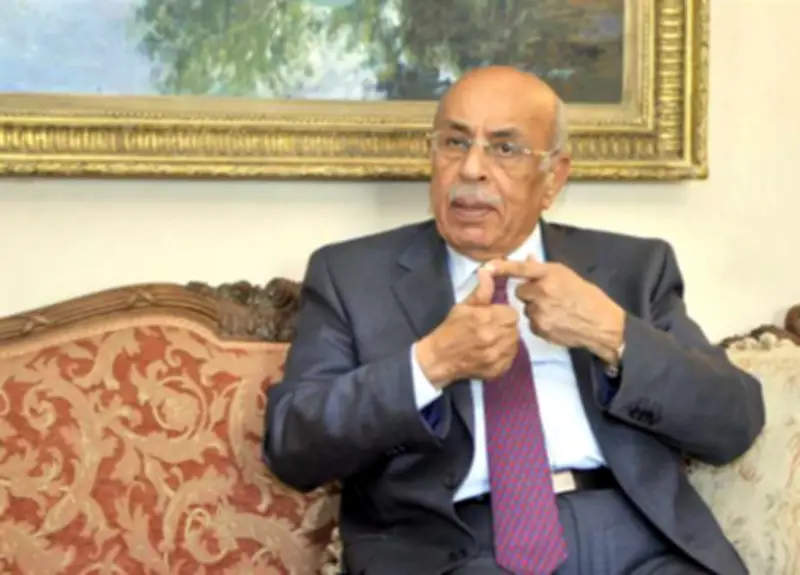 وزير الصحة ينعى الدكتور مفيد شهاب: رمز قانوني وأكاديمي رحل بعد مسيرة وطنية متميزة