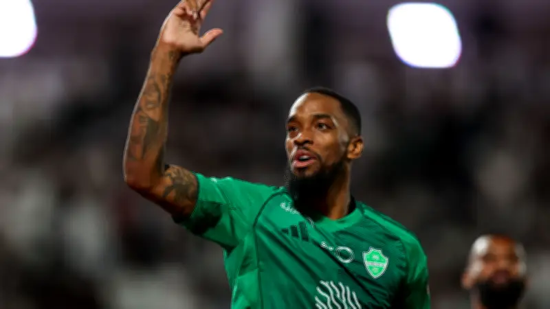 إيفان توني يطمح للعودة إلى إنجلترا والمشاركة في كأس العالم مع المنتخب