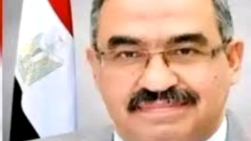 اللواء محمد علوان يؤدي اليمين الدستوري محافظاً جديداً لمحافظة أسيوط