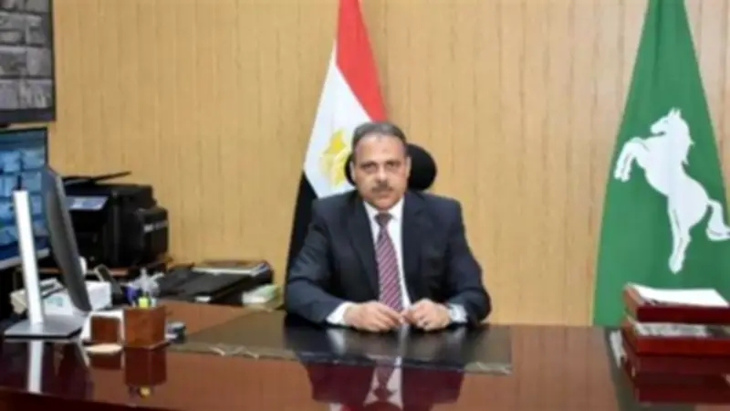 محافظ الشرقية بعد تجديد الثقة: تحسين الخدمات أولوية للمواطنين