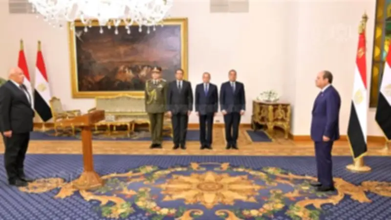 من الوادي الجديد إلى مطروح.. مسيرة اللواء محمد الزملوط محافظًا جديدًا