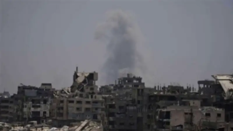 سقوط مصابين في هجوم إسرائيلي بطائرات مسيرة على رفح واتهامات بانتهاك وقف إطلاق النار