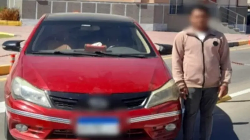 إصابة شخص بحمل جنسية أجنبية من قائد سيارة تابعة لشركة نقل ذكي