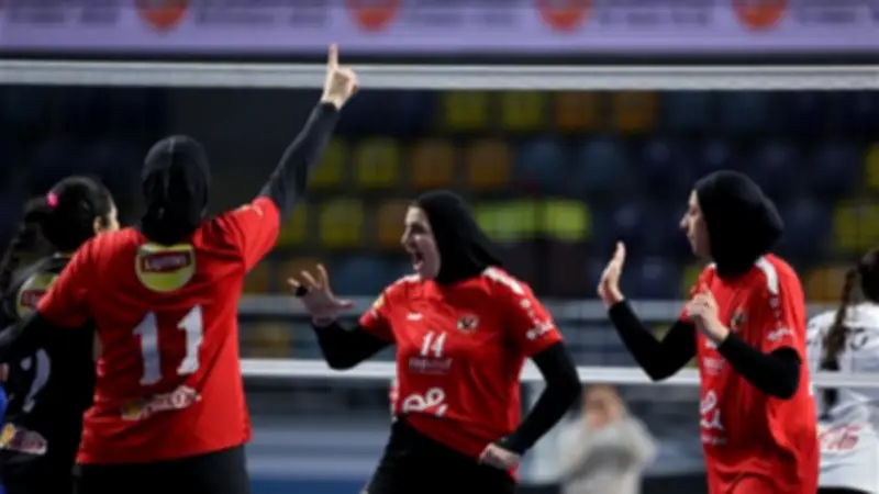 الأهلي يتوج بلقب كأس السوبر المصري للكرة الطائرة للسيدات بعد فوزه على الزمالك