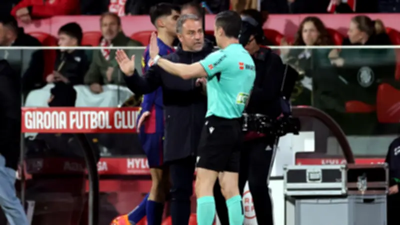 رغم خطأ الحكم.. فيليك يفجر قنبلة: لاعبو برشلونة لا يستحقون الدفاع عنهم