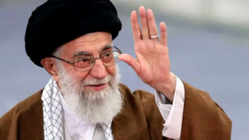 مصر تعلن عن إطلاق مشروع ضخم للطاقة الشمسية في الصحراء الغربية