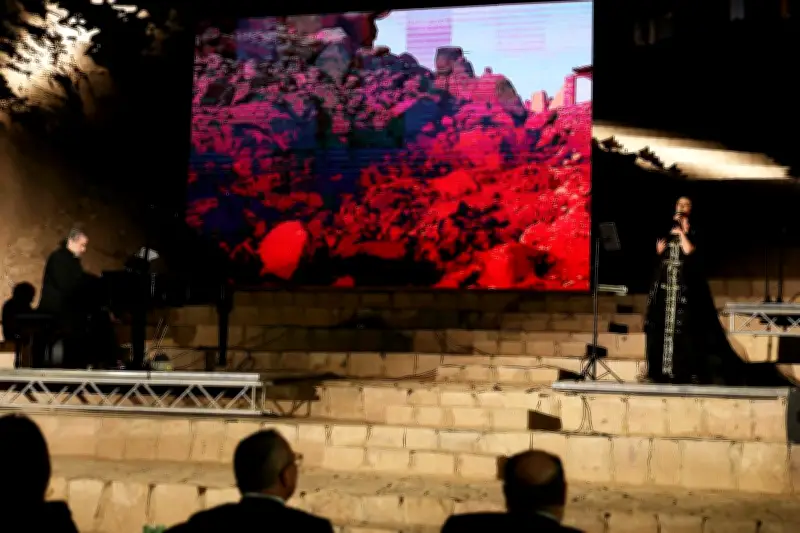 أميرة سليم تشارك في سيمبوزيوم أسوان الدولي للفنون بفعالية متميزة