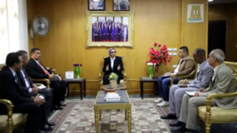 محافظ الوادي الجديد تتابع تحسين الخدمات وتؤكد على أولوية المواطن في اجتماع مع رؤساء المراكز