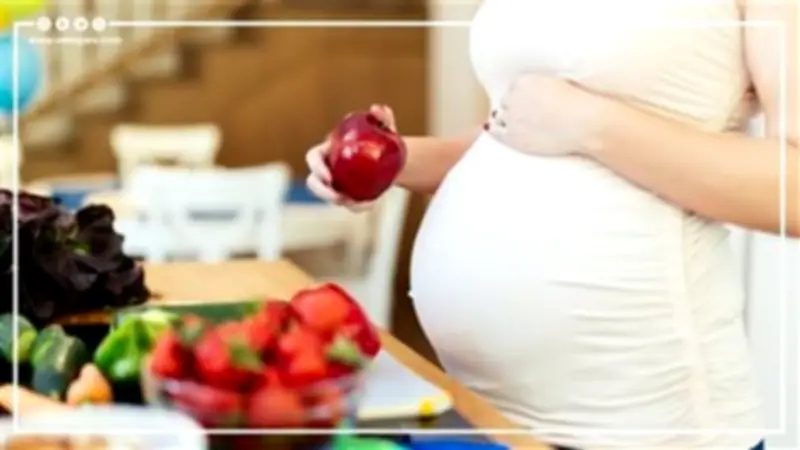 وزارة الصحة تحدد الحالات التي يحظر فيها صيام الحامل لحماية الأم والجنين