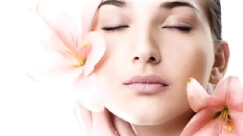 نصائح خبراء التجميل: خطوات أساسية لتحضير بشرتك لصيام رمضان دون جفاف