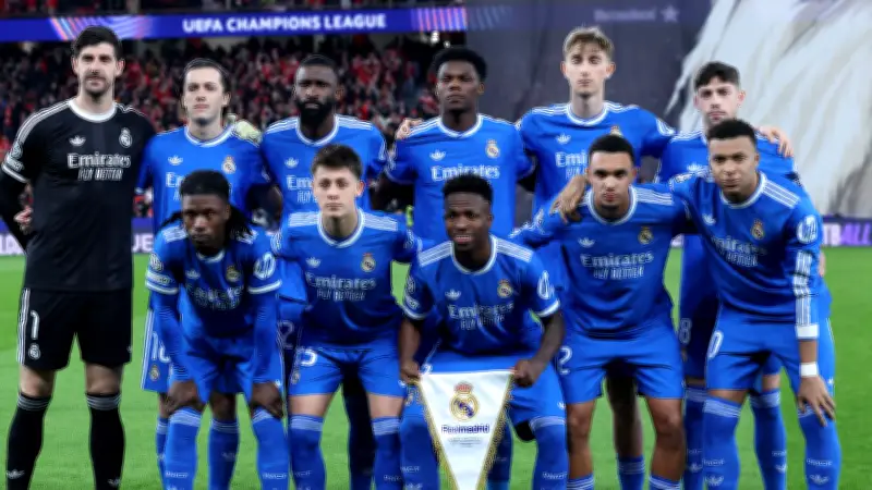 جماهير بنفيكا تحاول عرقلة حافلة ريال مدريد قبل مباراة دوري الأبطال