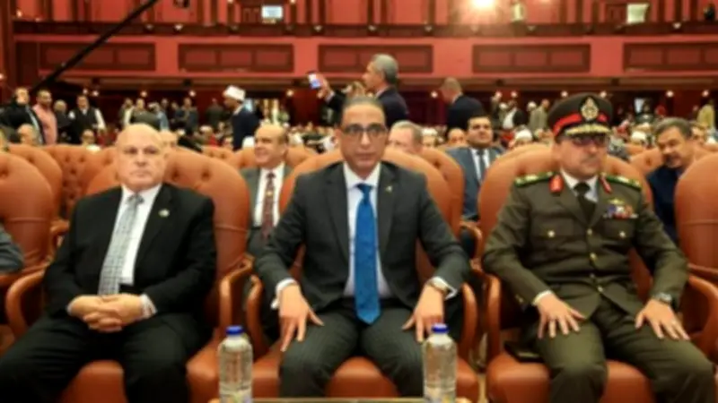 محافظ الجيزة يؤكد توافر السلع بمعارض 'أهلا رمضان' ويشارك في احتفالية استطلاع الهلال