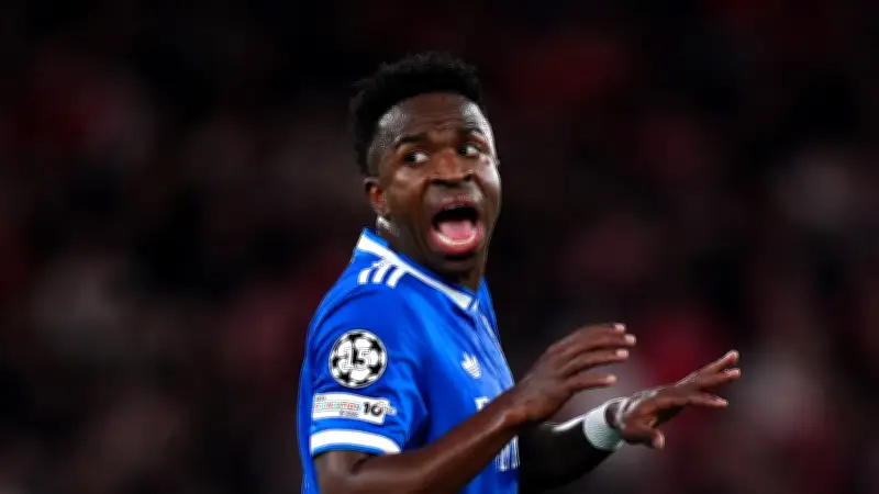 فينيسيوس جونيور يهاجم العنصريين بعد واقعة بنفيكا: البروتوكول لم يوقفهم