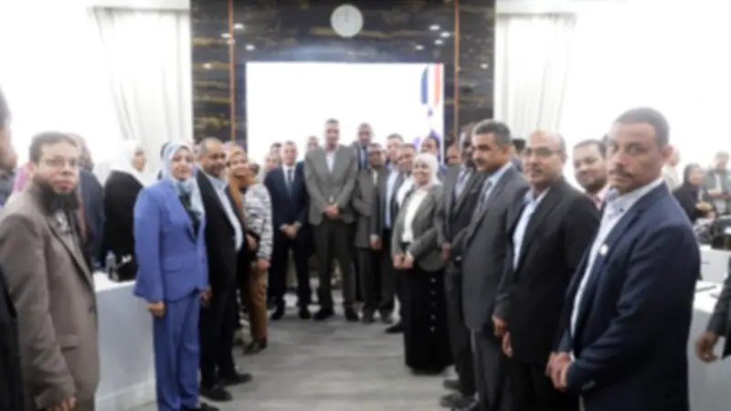 محافظ أسوان الجديد يتسلّم مهامه وسط مشاهد وفاء واستئناف الملاحة النيلية