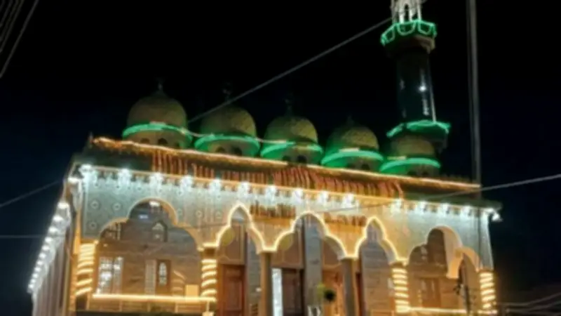 قرى الدقهلية تتزين لرمضان: شوارع تتحول إلى معارض فنية مفتوحة وأضواء تعانق المآذن