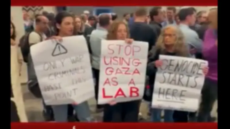 متظاهرون في تل أبيب يتهمون إسرائيل بإبادة جماعية في غزة وإيطاليا تشارك كمراقب في مجلس السلام