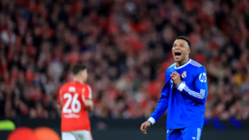 مبابي يهاجم بريستياني بشدة بعد واقعة العنصرية في مباراة بنفيكا وريال مدريد