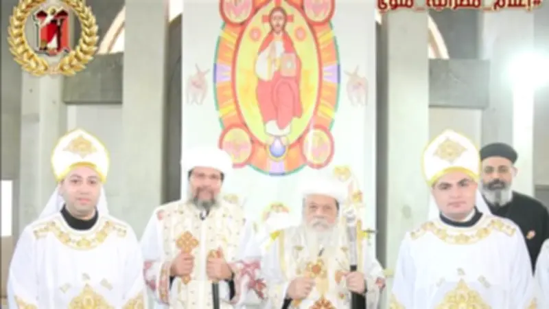 الأنبا ديمتريوس يرسم كاهنين جديدين للخدمة في إيبارشية ملوي خلال احتفالات عيد دخول السيد المسيح الهيكل