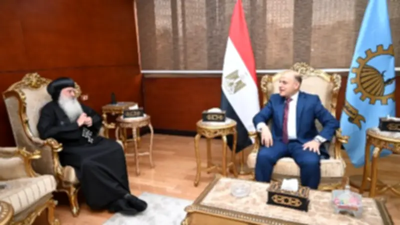 محافظ الغربية يستقبل مطران طنطا للتهنئة بتوليه المنصب وشهر رمضان