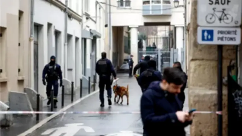 إخلاء مقر حزب فرنسا الأبية في باريس بعد تهديد بقنبلة وسط توترات سياسية