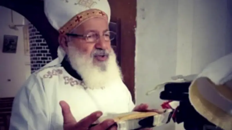 البابا تواضروس يُعزي في وفاة القس ميساك استمالك كاهن إيبارشية صنبو وديروط