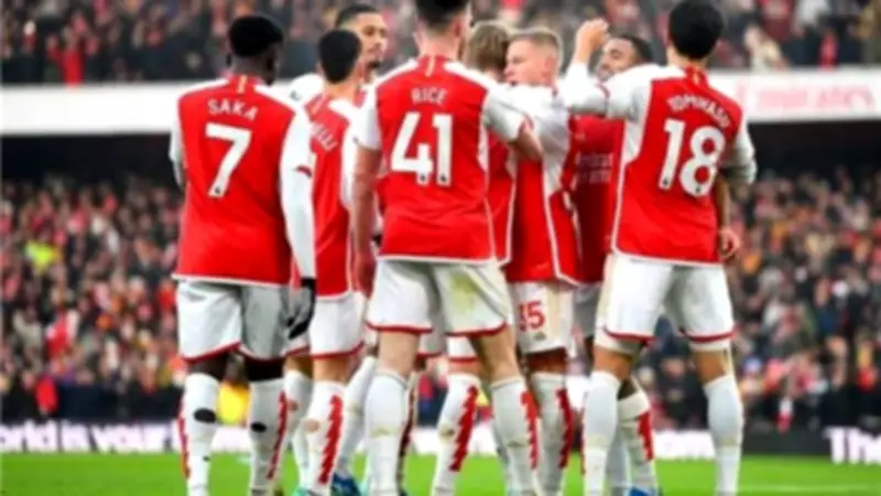 آرسنال يتعثر في وولفرهامبتون.. والمنافسة على الصدارة تتصاعد في الدوري الإنجليزي