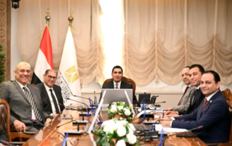 وزير الرياضة يستقبل حازم حمادة لبحث الاستعدادات لمعرض سبورت إكسبو