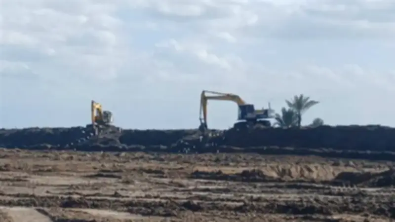 إزالة تعدٍ على أرض زراعية لإنشاء مزرعة سمكية مخالفة في الدقهلية