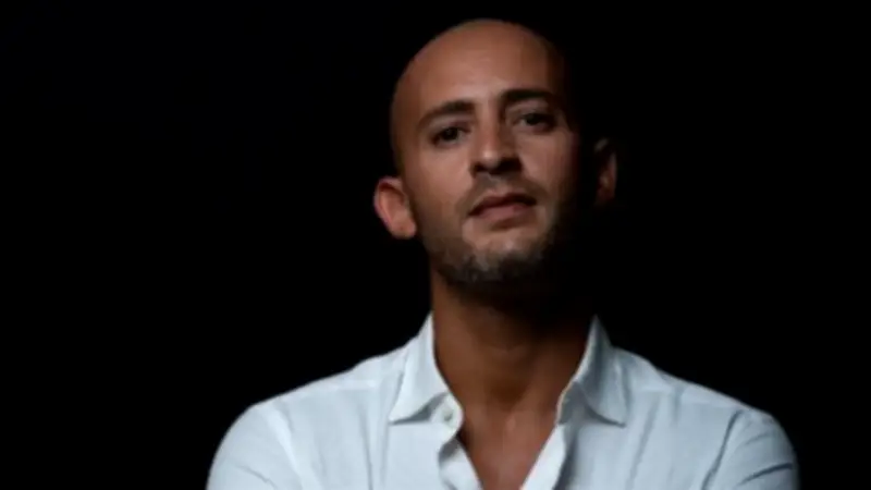 إحالة الفنان شادي ألفونس لمحكمة الجنايات بتهمة حيازة مخدرات