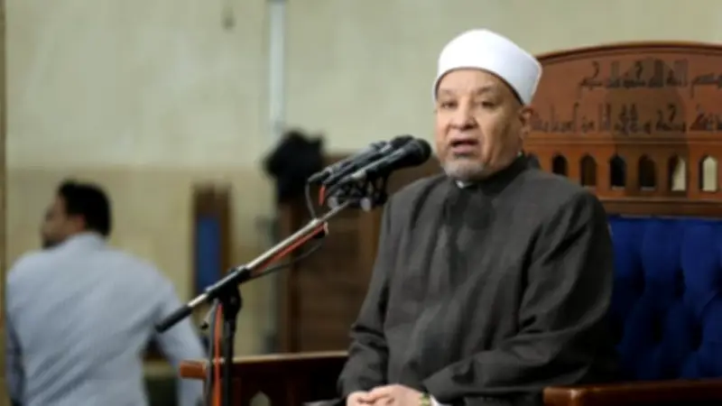 سيطرة كاملة على حريق عائمة نيلية في دسوق دون إصابات.. التفاصيل