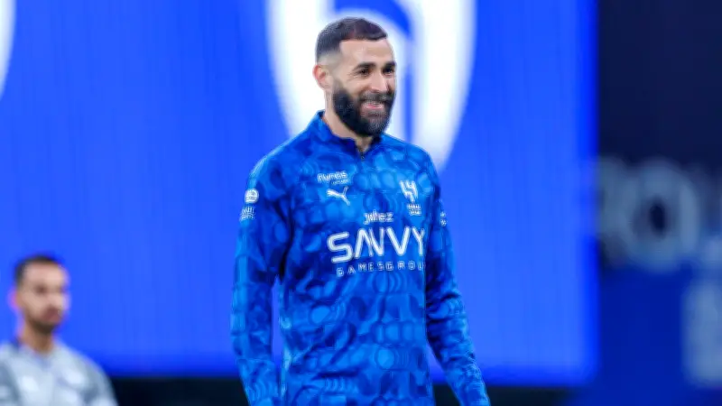 من الليجا إلى روشن.. عقدة الكلاسيكو تطارد بنزيما في أول مواجهة مع الاتحاد