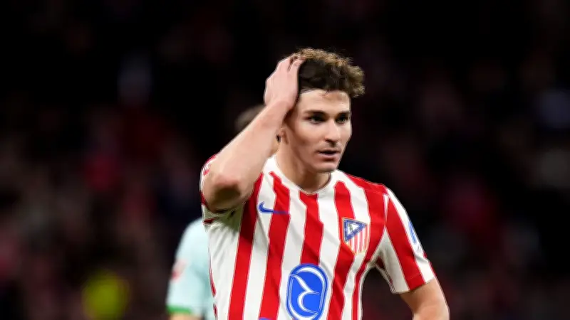 صدمة في برشلونة.. أتلتيكو مدريد يطلب مبلغًا فلكيًا لبيع ألفاريز