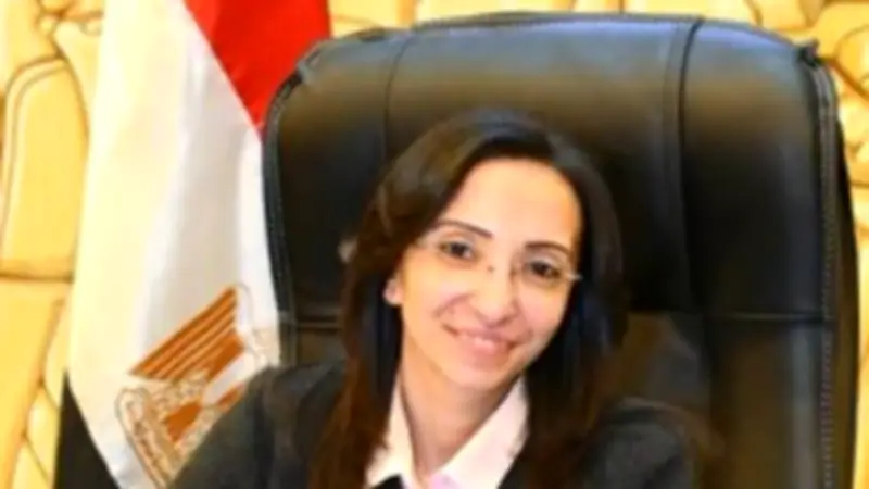 محافظ البحيرة تؤكد على تكثيف العمل الميداني بعد تجديد الثقة في لقاء مع أعضاء البرلمان