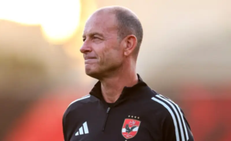 أزمة دفاعية في الأهلي: الإصابة تبعد عمر الجزار عن مواجهة سموحة