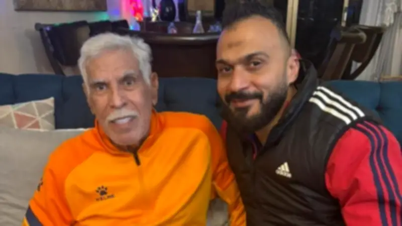 إبراهيم سعيد يزور حسن شحاتة في منزله للاطمئنان على صحته بعد أزمة صحية