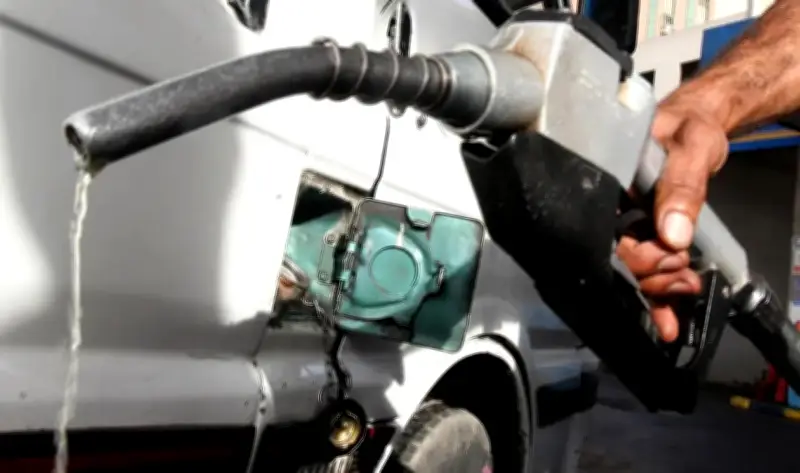 استقرار أسعار البنزين الممتاز اليوم السبت دون أي زيادات جديدة
