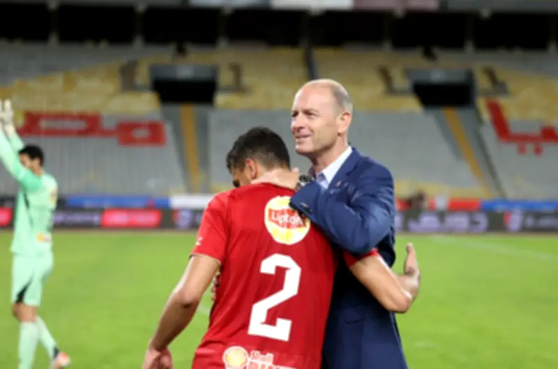 خطة تورو لتعويض غيابات الأهلي أمام سموحة في الدوري المصري