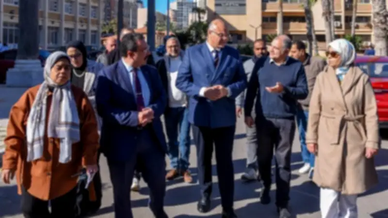 محافظ الإسكندرية يبحث توفير أماكن انتظار لمرافقي مرضى مستشفى الشاطبي