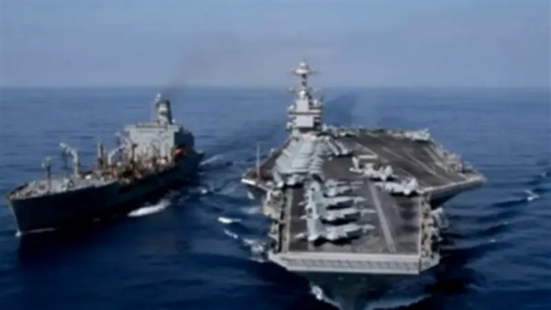 عبور حاملة الطائرات الأمريكية جيرالد فورد مضيق جبل طارق في طريقها نحو السواحل الإيرانية