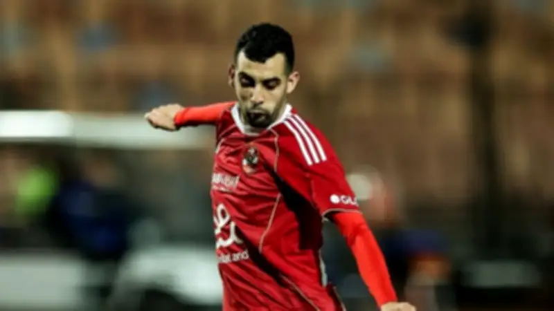 مصدر بالأهلي: يوسف بلعمري يحظى بثقة ييس توروب ويشارك أساسياً في الفترة المقبلة