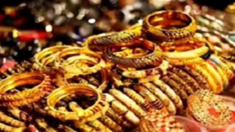 تحركات جديدة في أسعار الذهب مع بداية التعاملات المسائية اليوم