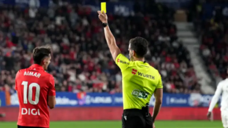 تحكيمي يحسم الجدل: ركلة جزاء أوساسونا صحيحة رغم خطأ حكم "الجزار"