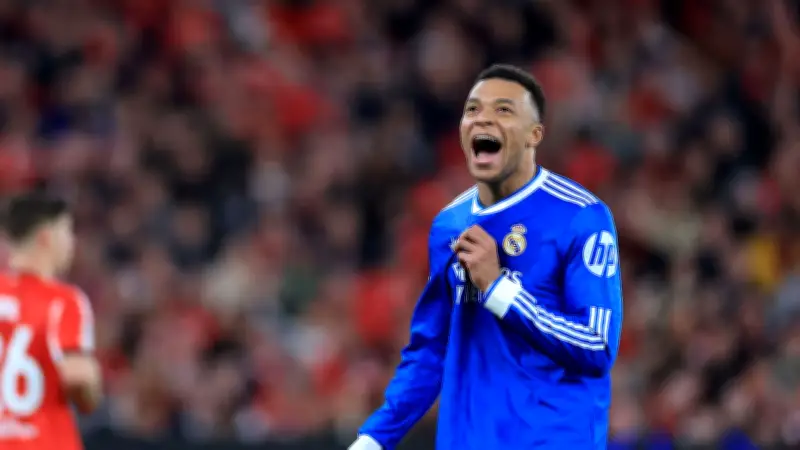 حارس الجزائر يكشف تناقضات مبابي: كدت أنفجر في الملعب بسبب تصرفاته