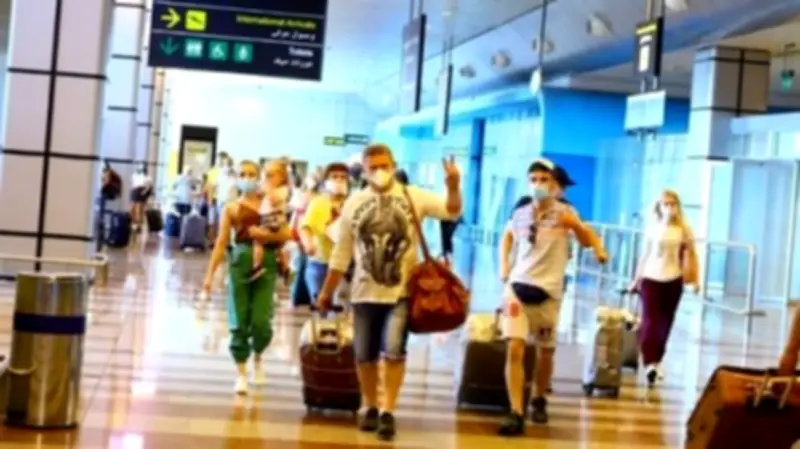 المطارات المصرية تسجل مؤشرات قوية في حركة المسافرين مع بداية شهر رمضان