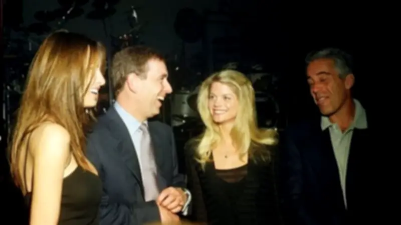 تحقيق جديد يطالب به براون حول استخدام الأمير أندرو طائرات عسكرية للقاء إبستين