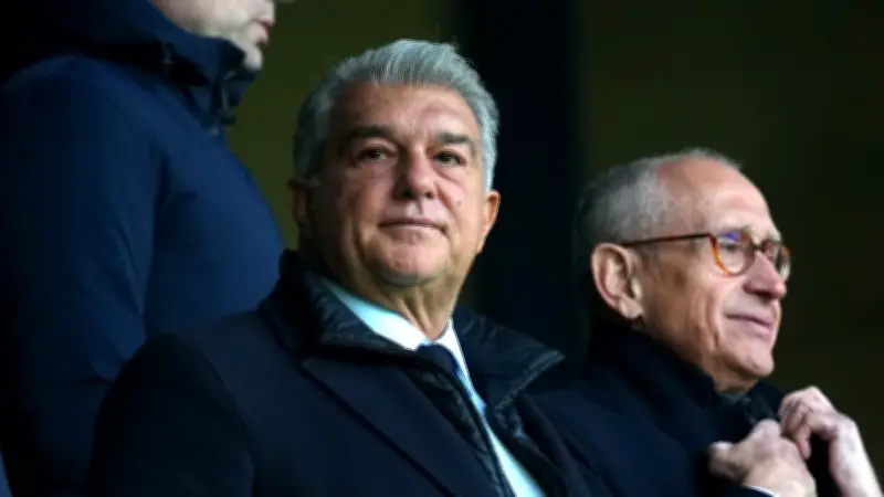 لابورتا يتحول إلى شيف معكرونة في حملته الانتخابية لرئاسة برشلونة