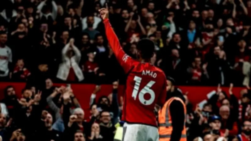 أمادو ديالو يكشف عن طقوسه الروحانية قبل مباريات مانشستر يونايتد