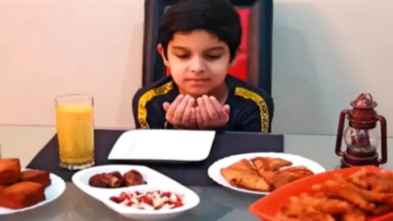 خبيرة تحذر: الصيام الطويل يهدد تركيز الأطفال وتحصيلهم الدراسي في هذه المراحل