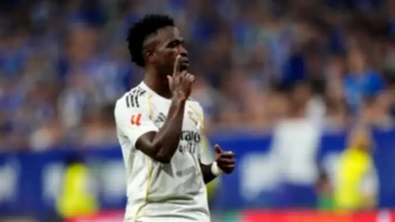 تقارب كبير بين فينيسيوس جونيور وريال مدريد لتجديد عقده بعد إقالة ألونسو